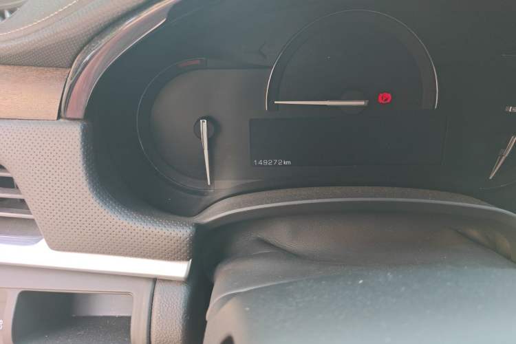 Used Cadillac XTS 2018 28T Elite Edition Odometer Close Up