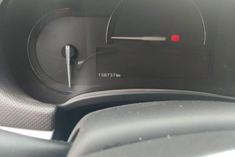 Used Cadillac XTS 2018 28T Tech Edition Odometer Close Up