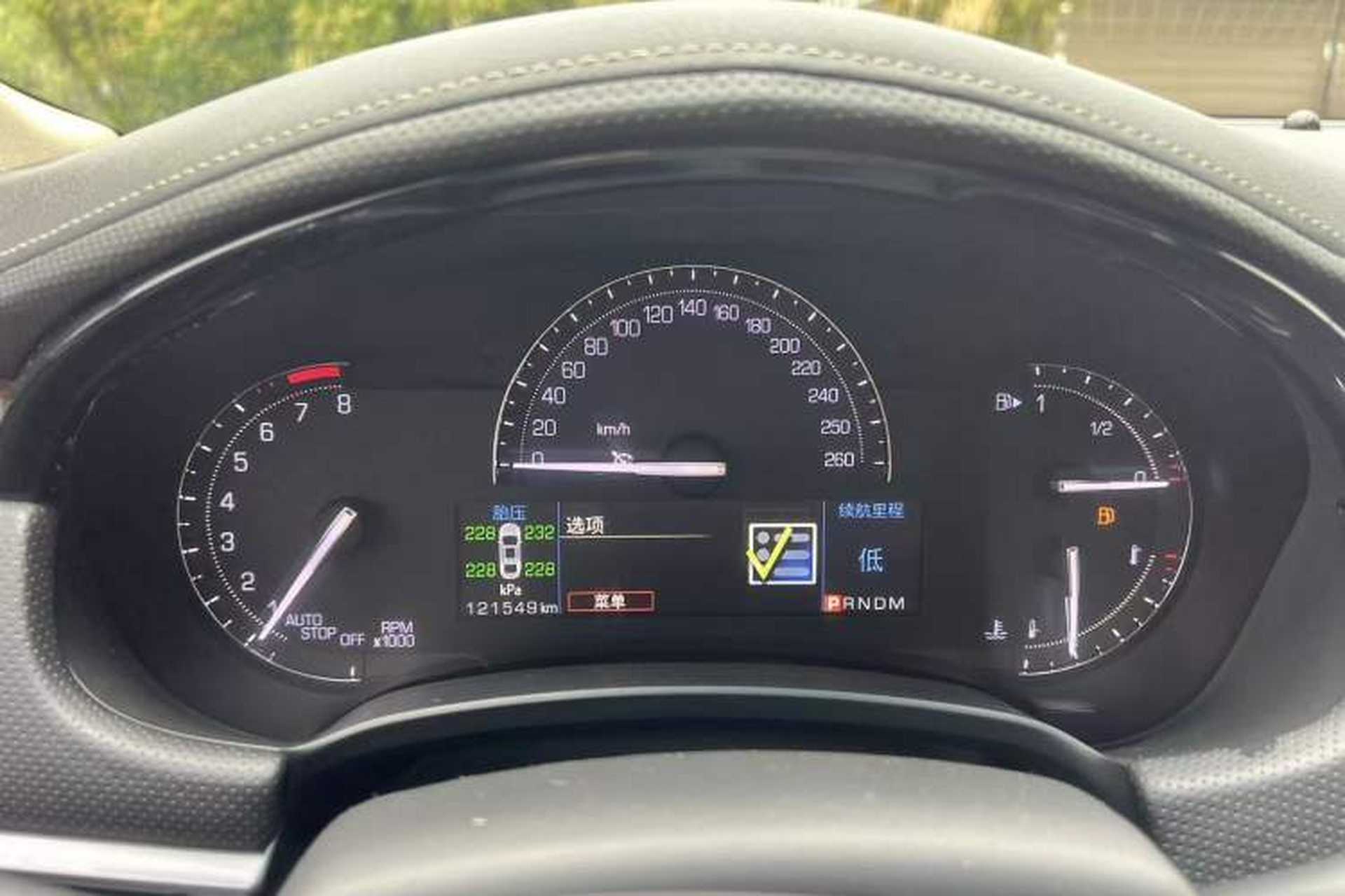 Used Cadillac XTS 2018 28T Elite Edition Odometer Close Up