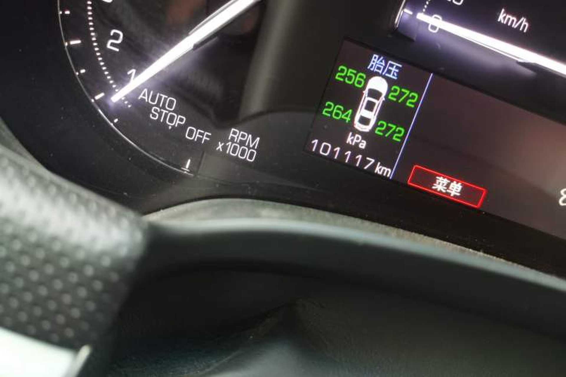 Used Cadillac XTS 2018 28T Elite Edition Odometer Close Up