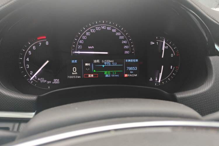 Used Cadillac XTS 2018 28T Tech Edition Odometer Close Up