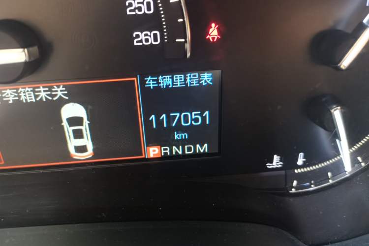 Used Cadillac XTS 2018 28T Elite Edition Odometer Close Up