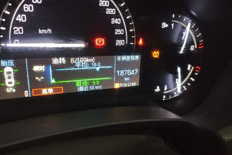 Used Cadillac XTS 2018 28T Elite Edition Odometer Close Up