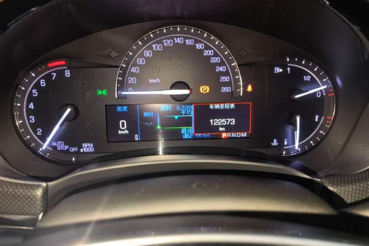 Used Cadillac XTS 2018 28T Tech Edition Odometer Close Up