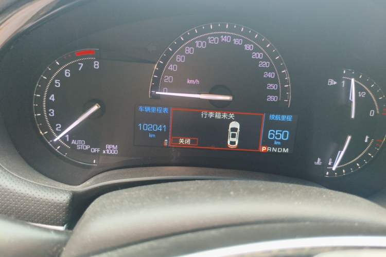 Used Cadillac XTS 2018 28T Elite Edition Odometer Close Up