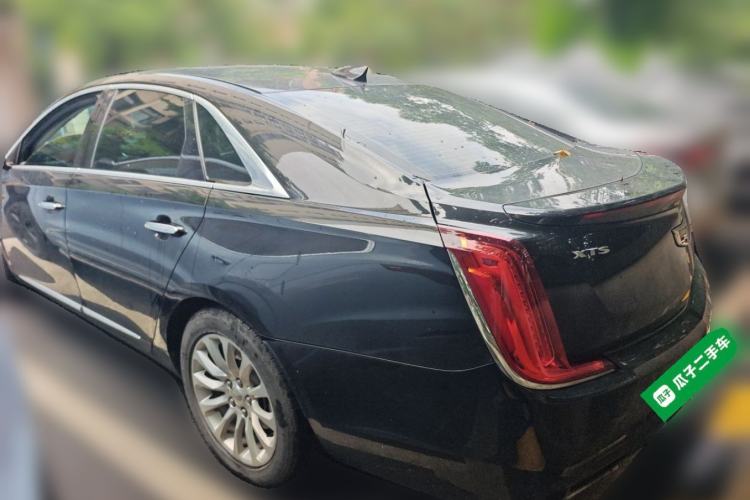 Used Cadillac XTS 2018 28T Elite Edition Rear Left 45 Deg