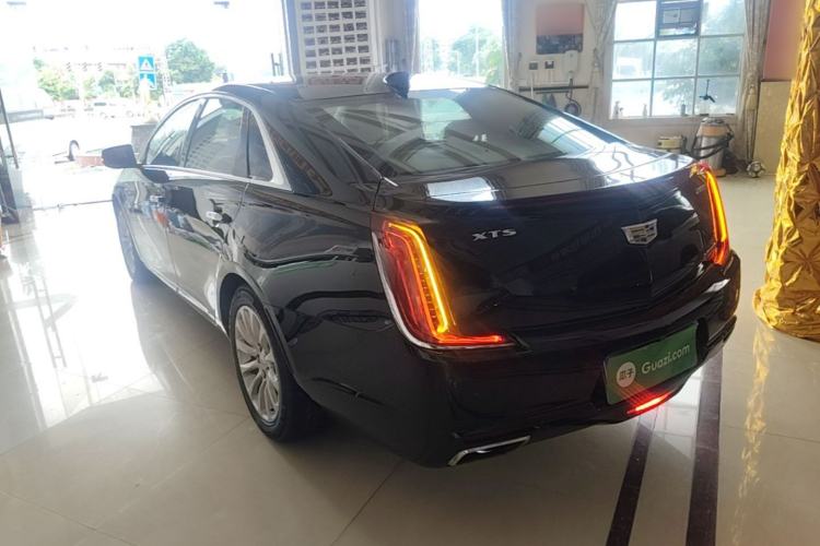 Used Cadillac XTS 2018 28T Elite Edition Rear Left 45 Deg