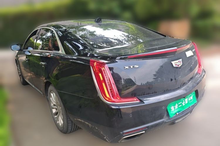 Used Cadillac XTS 2018 28T Elite Edition Rear Left 45 Deg