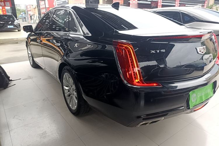 Used Cadillac XTS 2018 28T Tech Edition Rear Left 45 Deg