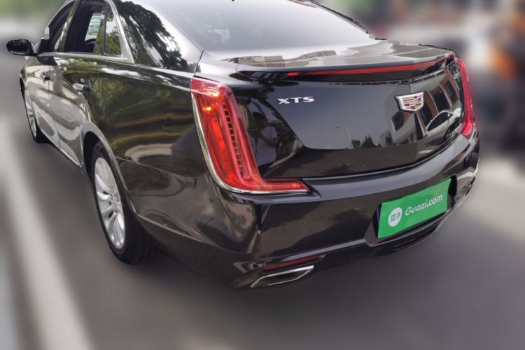 Used Cadillac XTS 2018 28T Tech Edition Rear Left 45 Deg