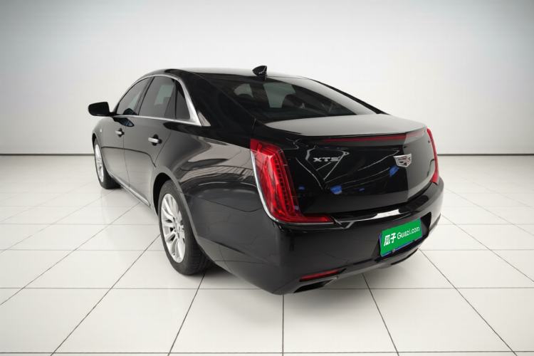 Used Cadillac XTS 2018 28T Elite Edition Rear Left 45 Deg