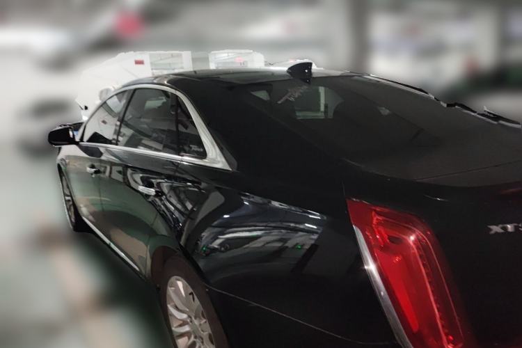 Used Cadillac XTS 2018 28T Elite Edition Rear Left 45 Deg