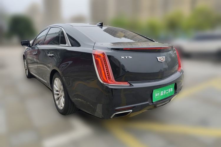 Used Cadillac XTS 2018 28T Elite Edition Rear Left 45 Deg