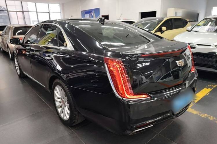 Used Cadillac XTS 2018 28T Tech Edition Rear Left 45 Deg