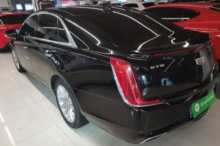 Used Cadillac XTS 2018 28T Elite Edition Rear Left 45 Deg