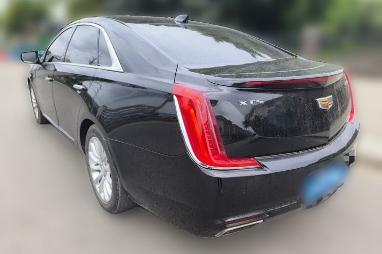 Used Cadillac XTS 2018 28T Elite Edition Rear Left 45 Deg