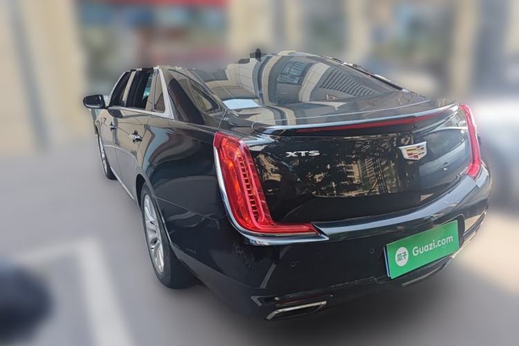 Used Cadillac XTS 2018 28T Elite Edition Rear Left 45 Deg