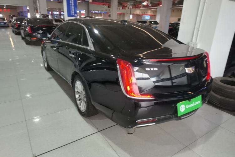 Used Cadillac XTS 2018 28T Elite Edition Rear Left 45 Deg