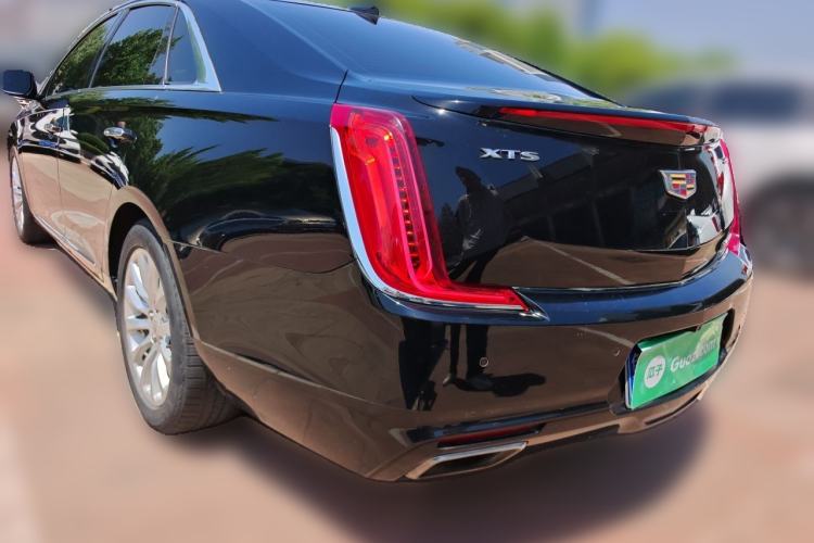 Used Cadillac XTS 2018 28T Elite Edition Rear Left 45 Deg