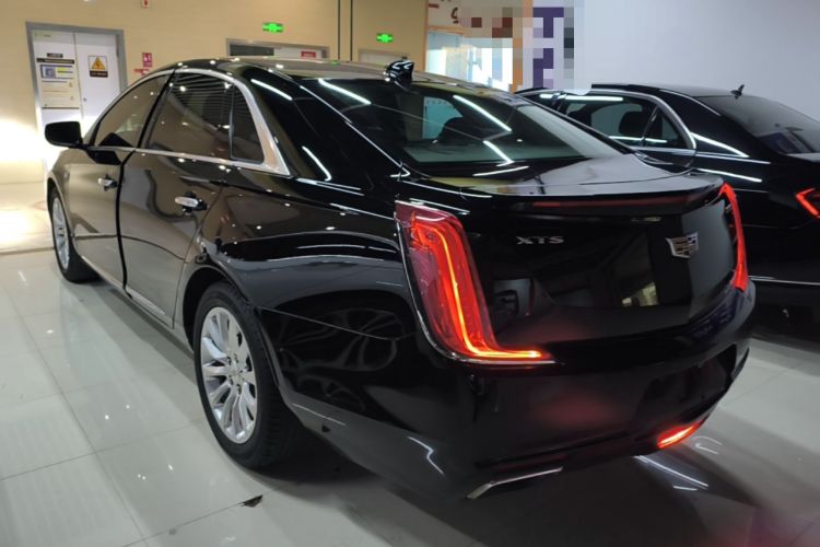 Used Cadillac XTS 2018 28T Tech Edition Rear Left 45 Deg