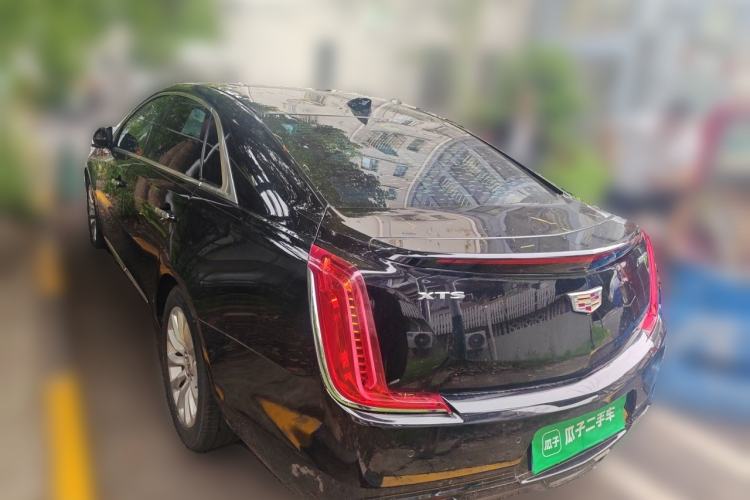 Used Cadillac XTS 2018 28T Elite Edition Rear Left 45 Deg