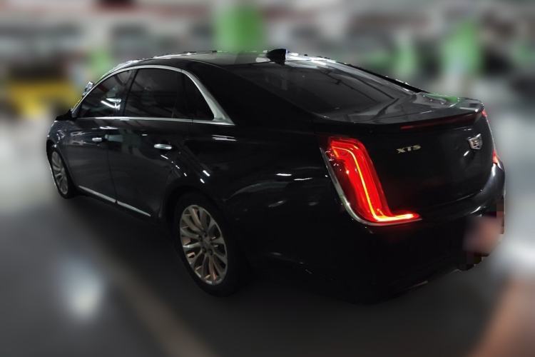 Used Cadillac XTS 2018 28T Elite Edition Rear Left 45 Deg