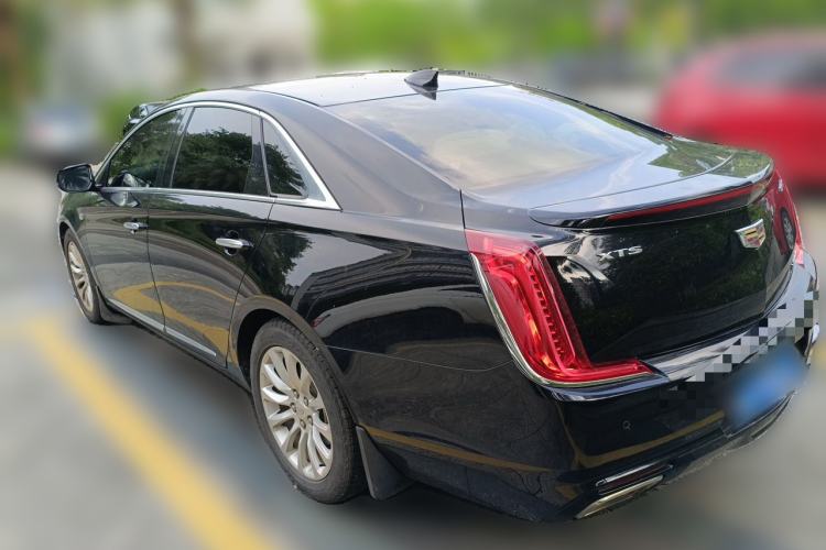 Used Cadillac XTS 2018 28T Elite Edition Rear Left 45 Deg
