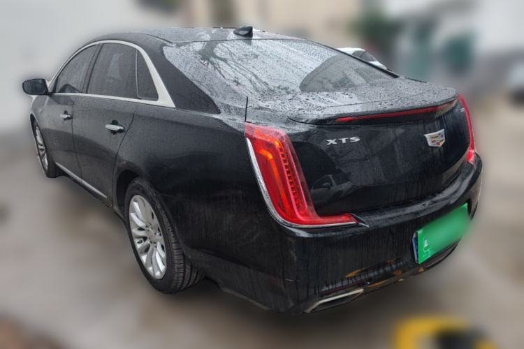 Used Cadillac XTS 2018 28T Elite Edition Rear Left 45 Deg