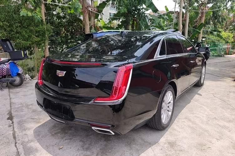 Used Cadillac XTS 2018 28T Elite Edition Rear Right 45 Deg