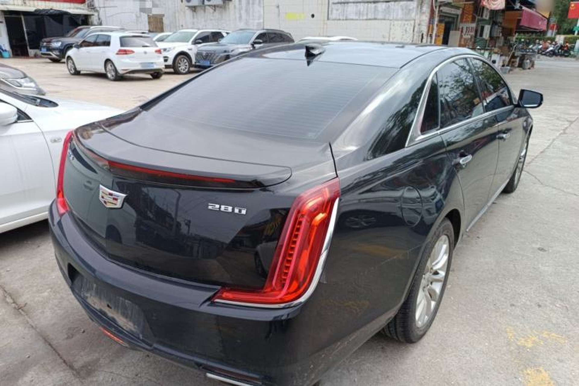 Used Cadillac XTS 2018 28T Tech Edition Rear Right 45 Deg