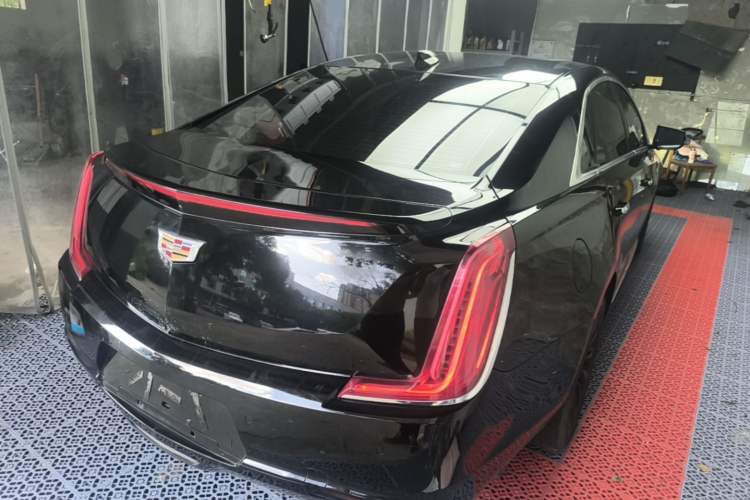Used Cadillac XTS 2018 28T Elite Edition Rear Right 45 Deg