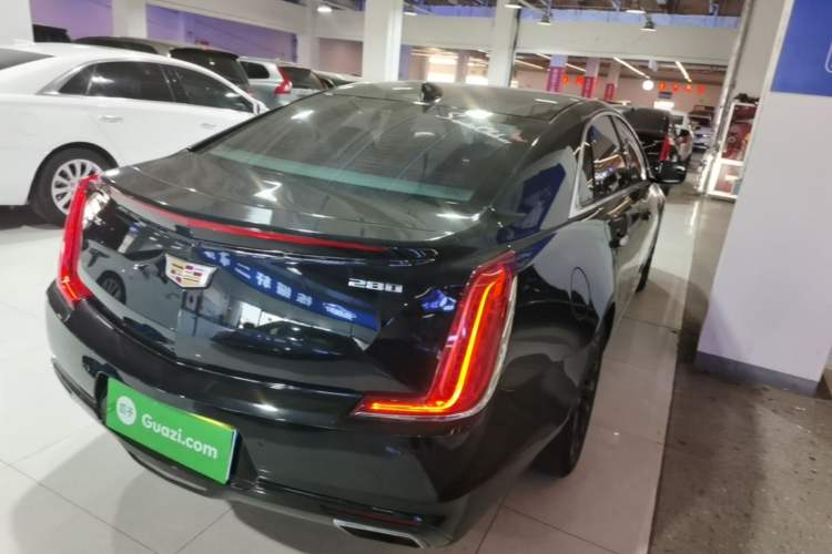 Used Cadillac XTS 2018 28T Luxury Edition Rear Right 45 Deg