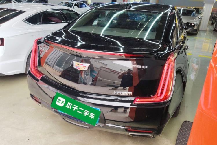 Used Cadillac XTS 2018 28T Tech Edition Rear Right 45 Deg