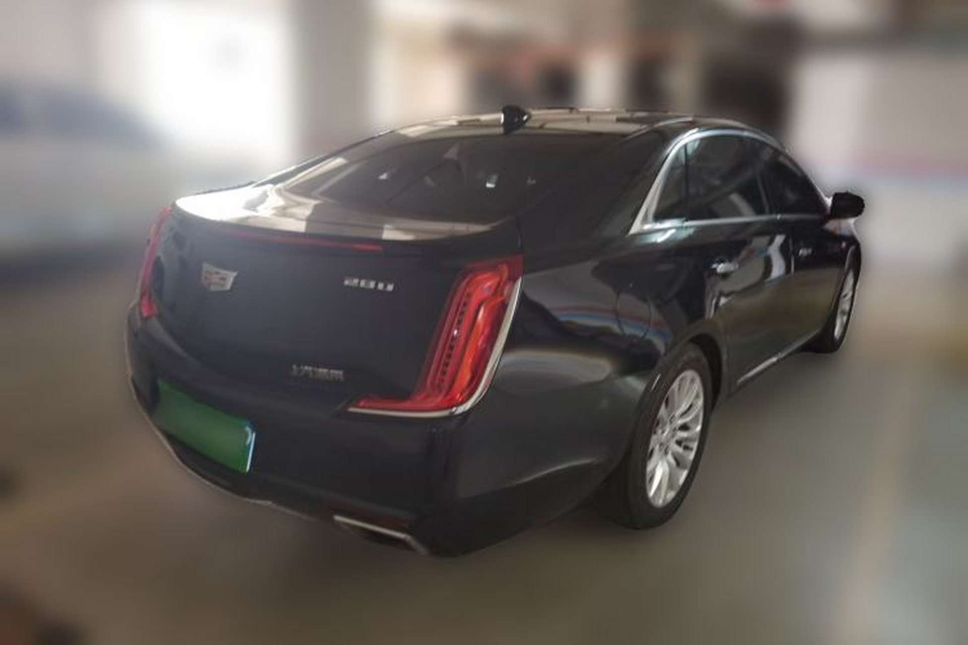 Used Cadillac XTS 2018 28T Tech Edition Rear Right 45 Deg
