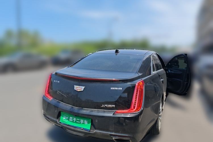 Used Cadillac XTS 2018 28T Tech Edition Rear Right 45 Deg