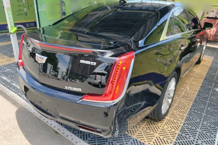 Used Cadillac XTS 2018 28T Tech Edition Rear Right 45 Deg