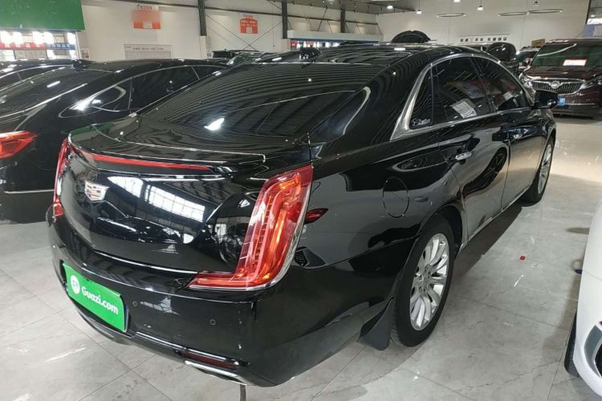 Used Cadillac XTS 2018 28T Tech Edition Rear Right 45 Deg