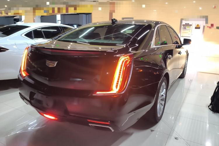 Used Cadillac XTS 2018 28T Tech Edition Rear Right 45 Deg