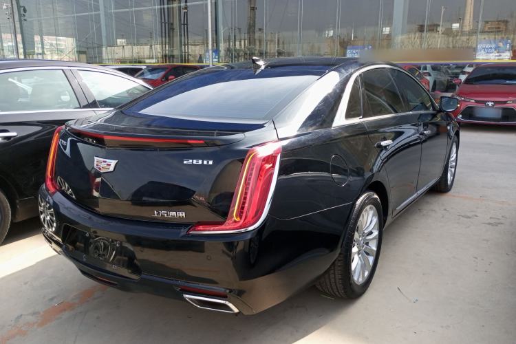 Used Cadillac XTS 2018 28T Elite Edition Rear Right 45 Deg