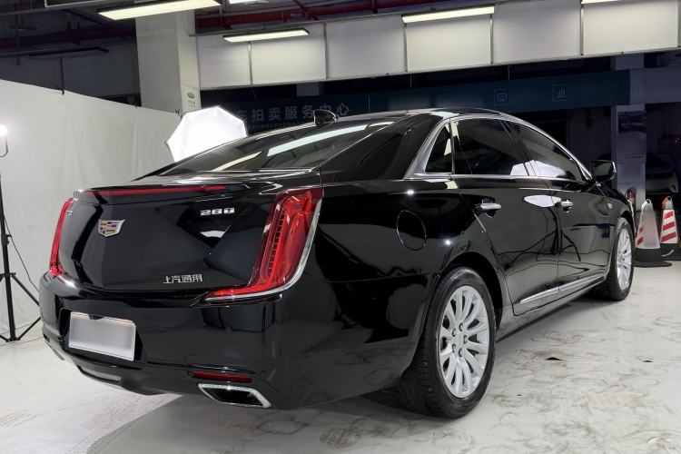 Used Cadillac XTS 2018 28T Tech Edition Rear Right 45 Deg
