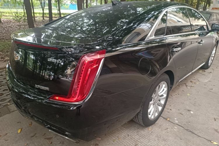 Used Cadillac XTS 2018 28T Tech Edition Rear Right 45 Deg