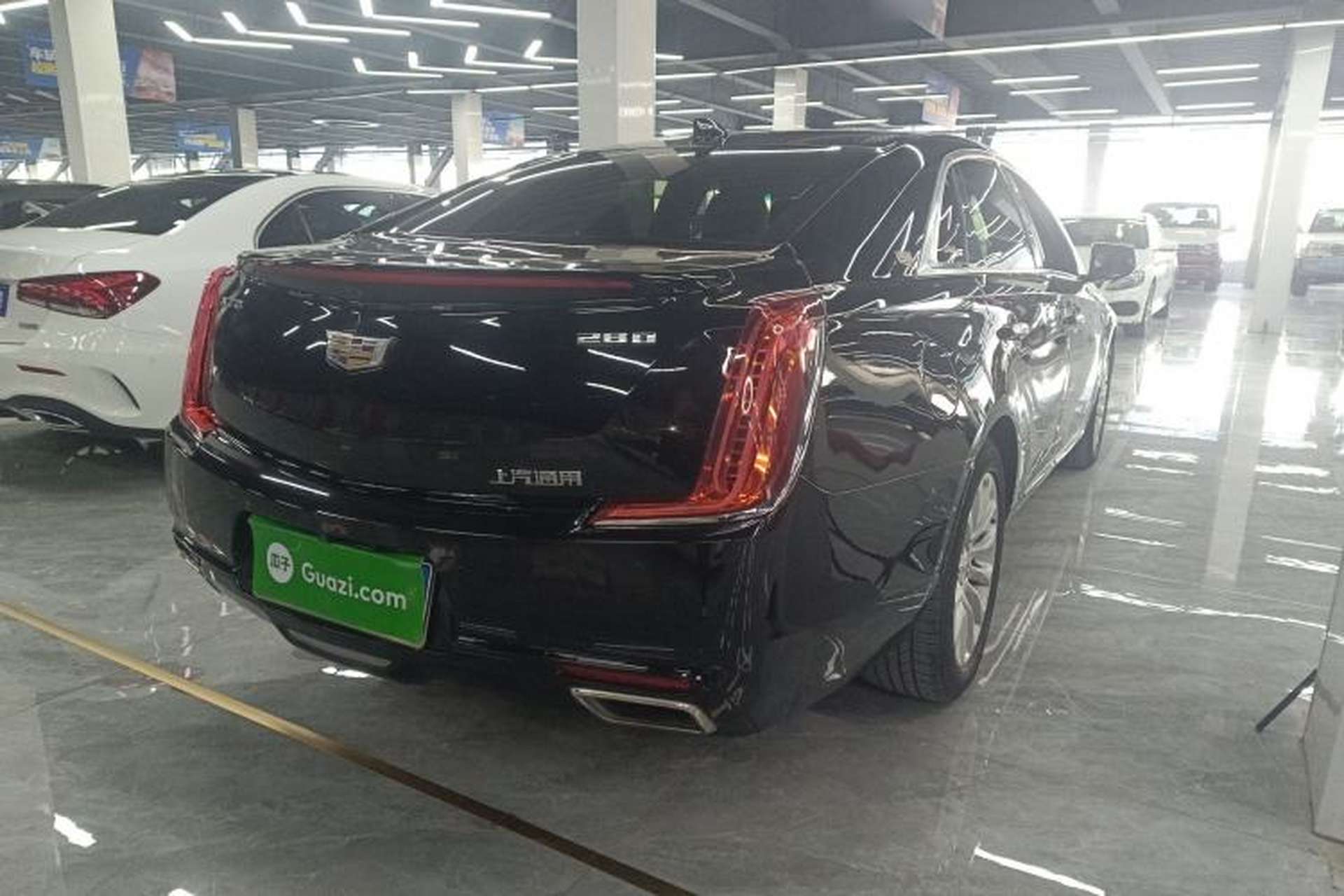 Used Cadillac XTS 2018 28T Tech Edition Rear Right 45 Deg