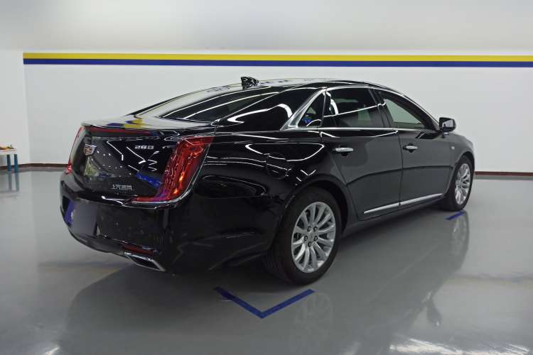Used Cadillac XTS 2018 28T Tech Edition Rear Right 45 Deg