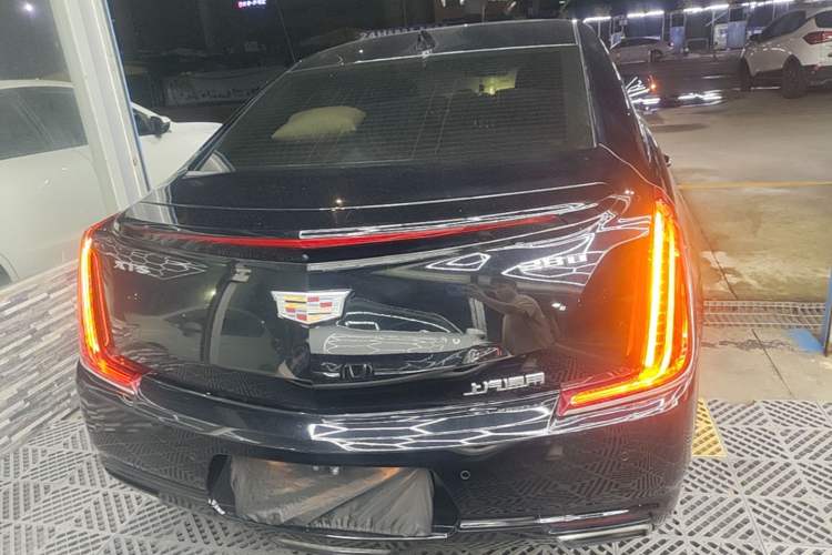 Used Cadillac XTS 2018 28T Elite Edition Rear