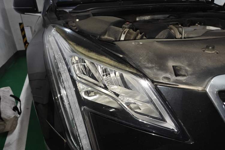 Used Cadillac XTS 2018 28T Elite Edition Right Front Headlight