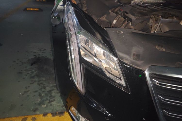 Used Cadillac XTS 2018 28T Elite Edition Right Front Headlight