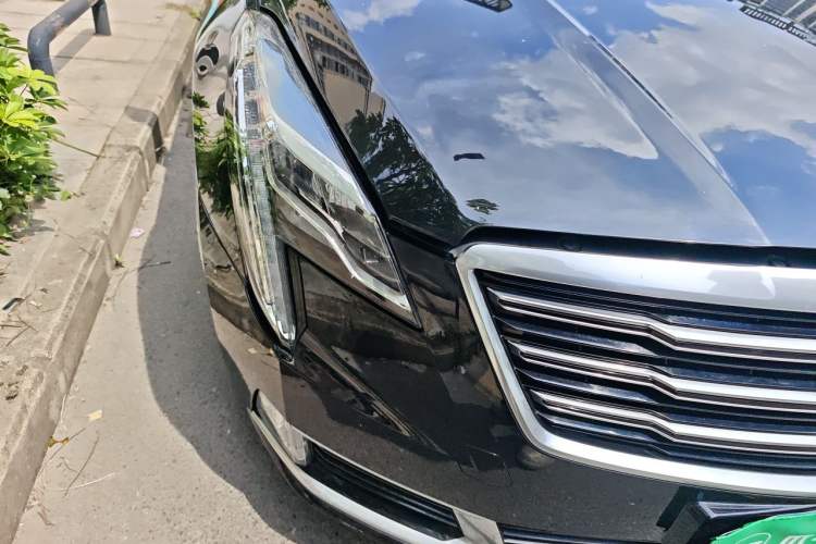 Used Cadillac XTS 2018 28T Elite Edition Right Front Headlight