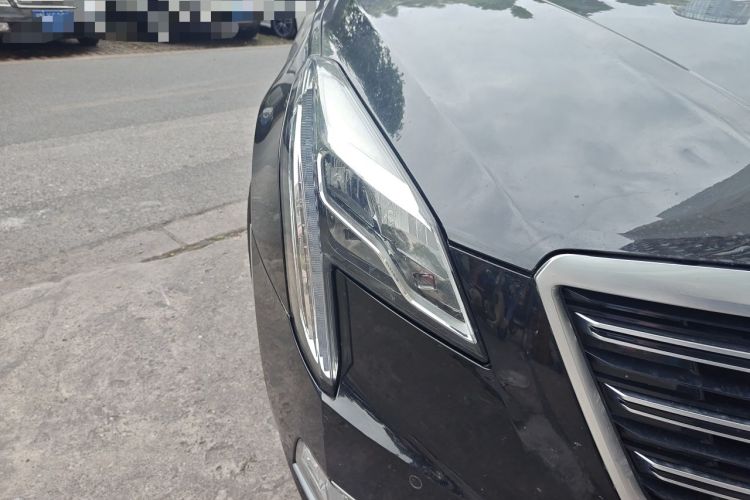 Used Cadillac XTS 2018 28T Elite Edition Right Front Headlight
