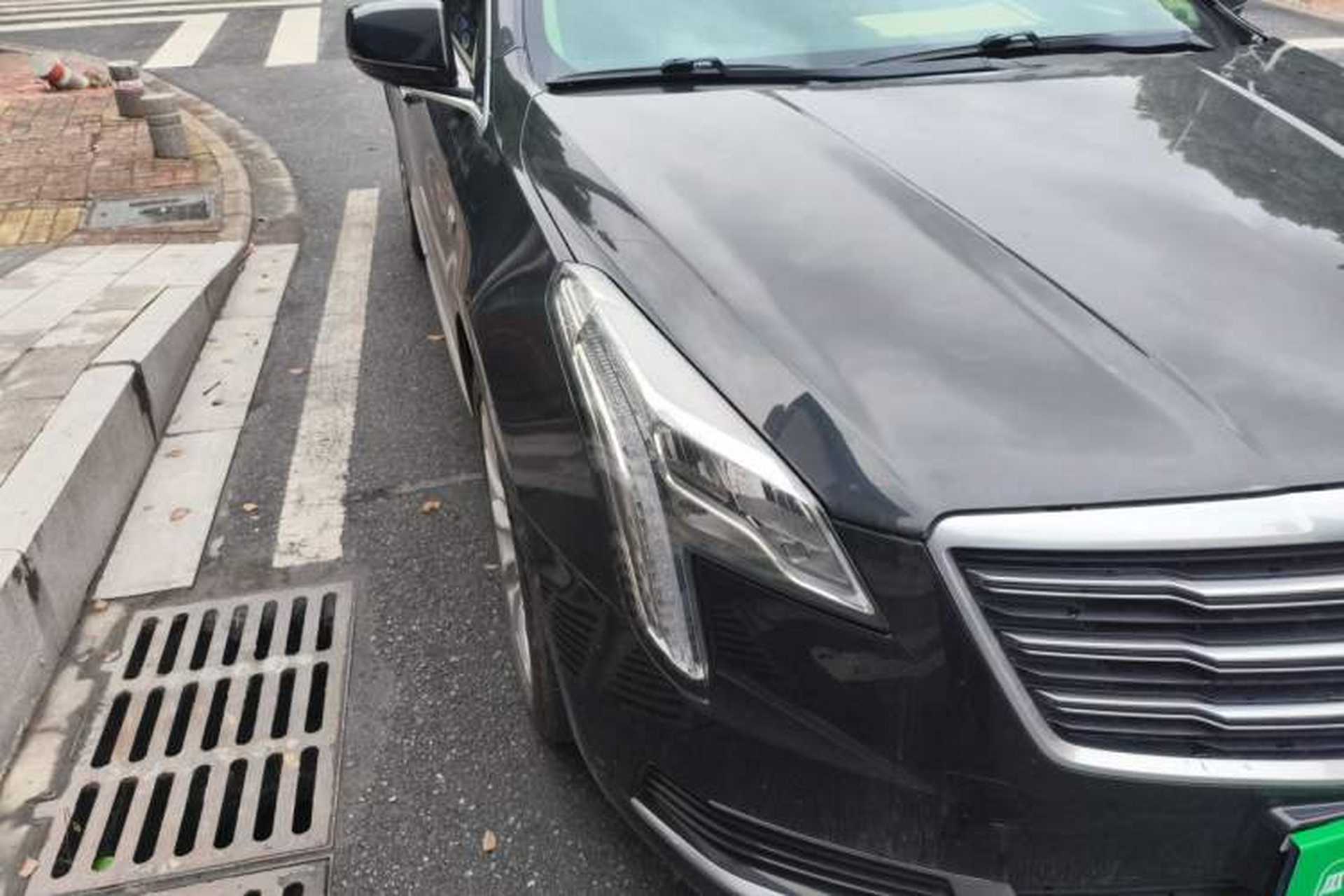 Used Cadillac XTS 2018 28T Tech Edition Right Front Headlight