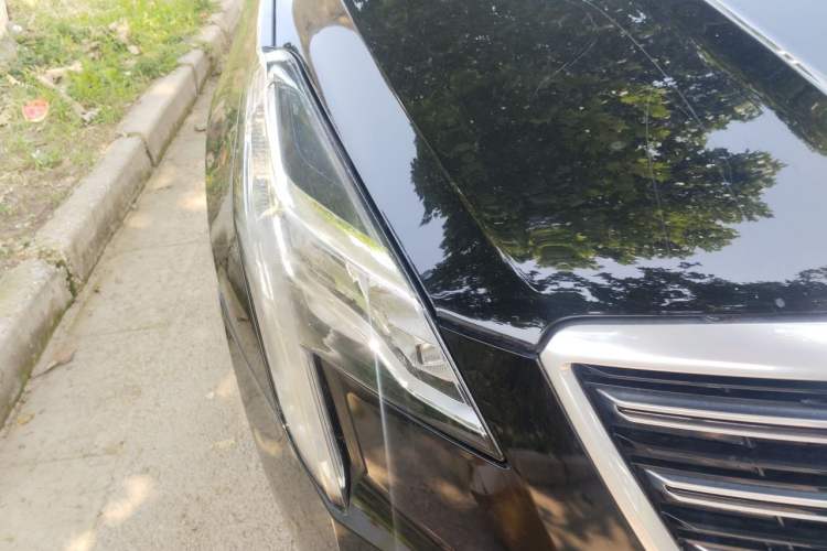 Used Cadillac XTS 2018 28T Elite Edition Right Front Headlight
